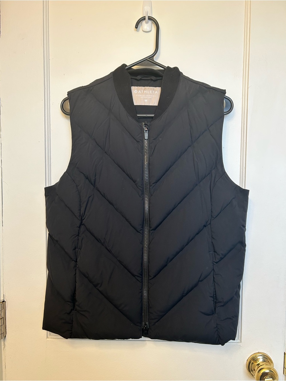 Athleta Black Quilted Down-Like Vest - Men's